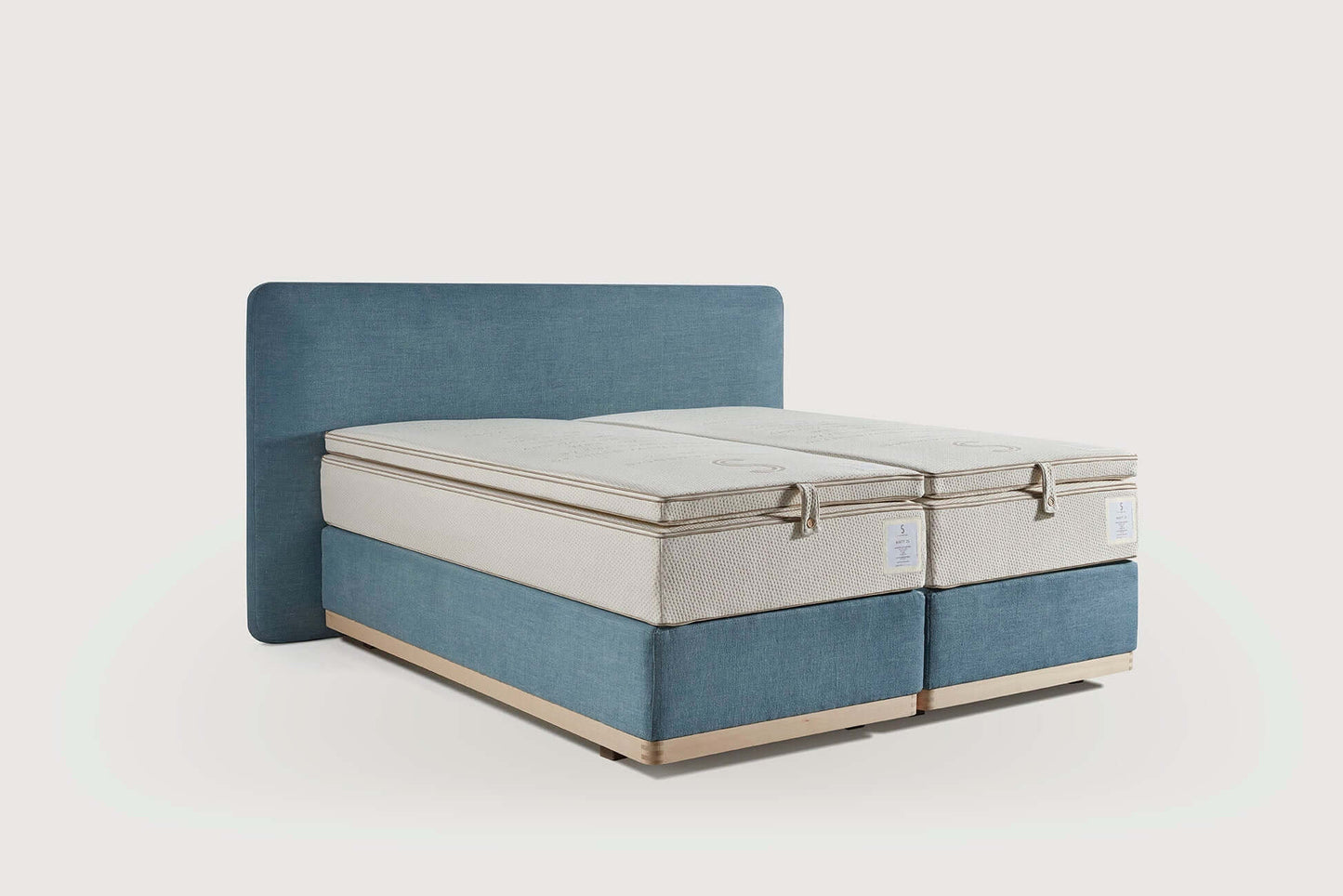 Coco-Mat Signatur Bed