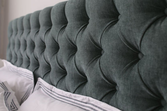 LIT CONTINENTAL SCARLETT