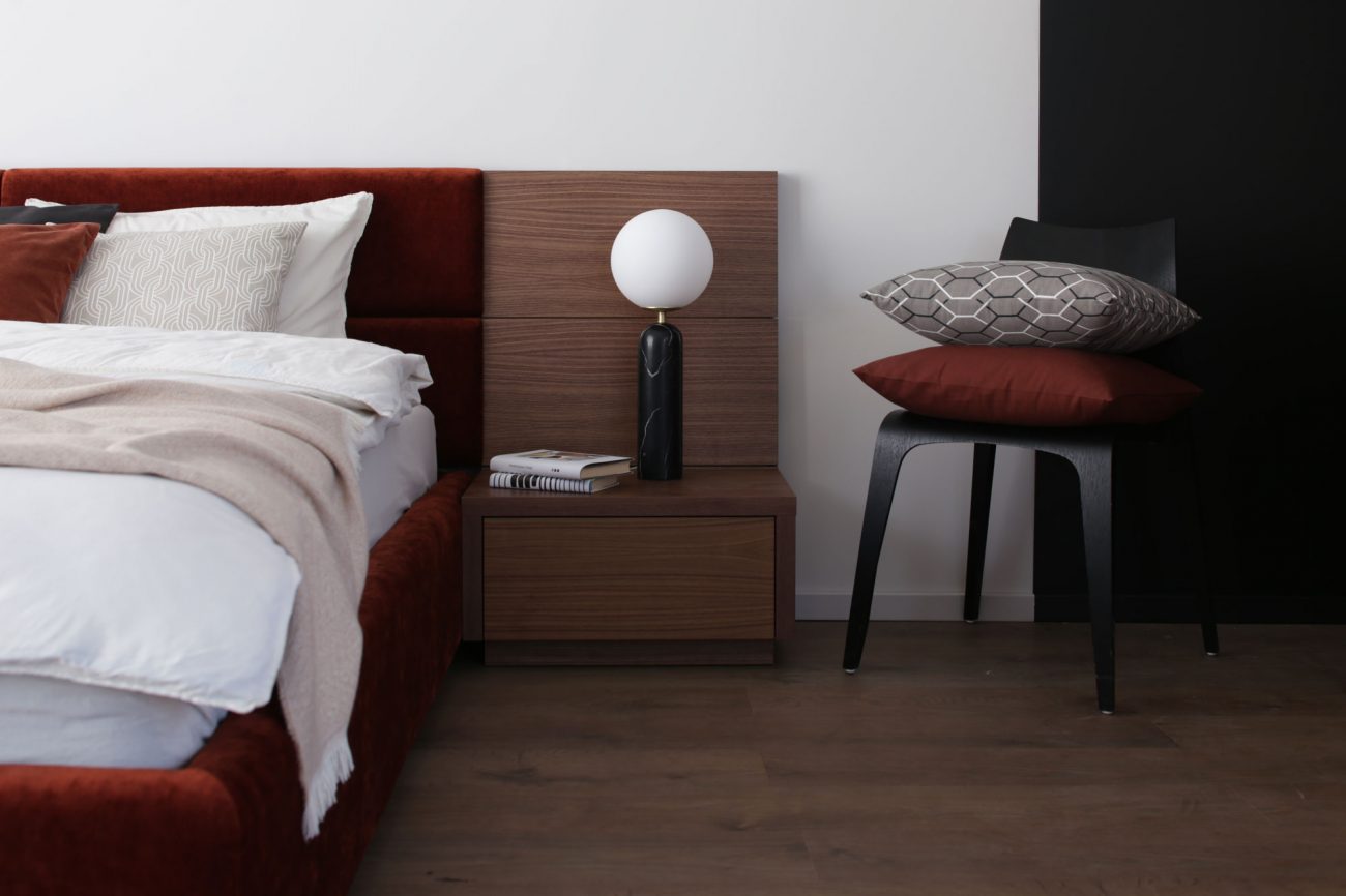 HEAVENS - BELINDA NIGHTSTAND