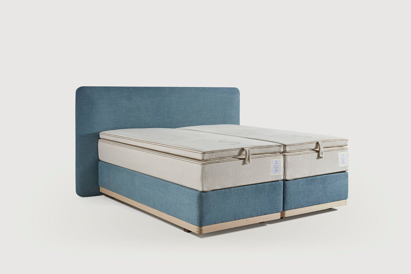 Coco-Mat Signatur Bed 