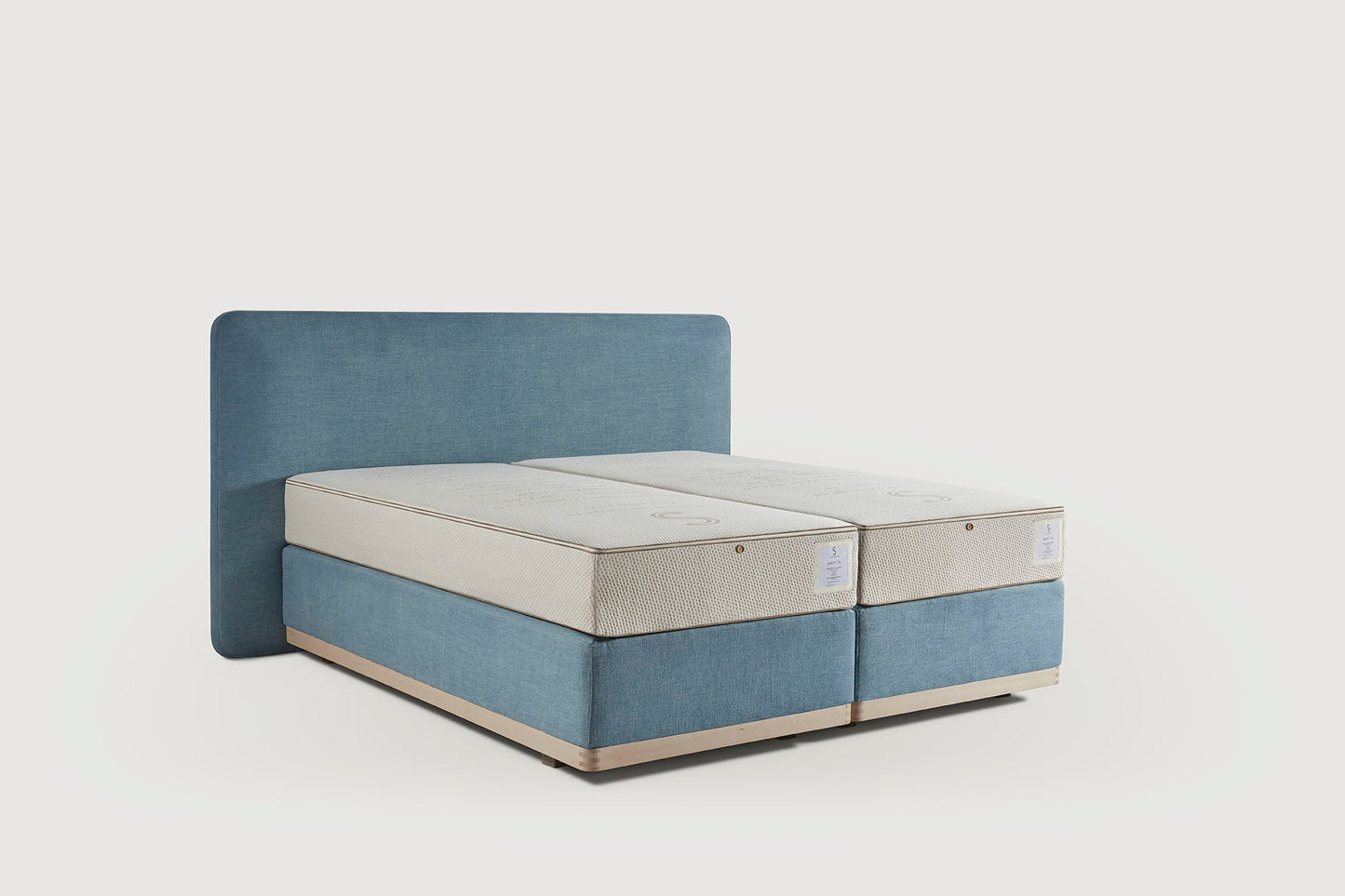 Coco-Mat Signatur Bed 